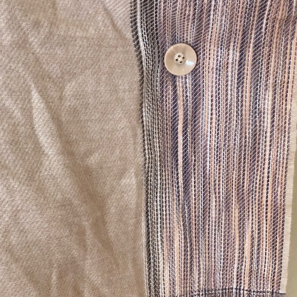 Super soft turtle necked poncho - Picture 4 of 5